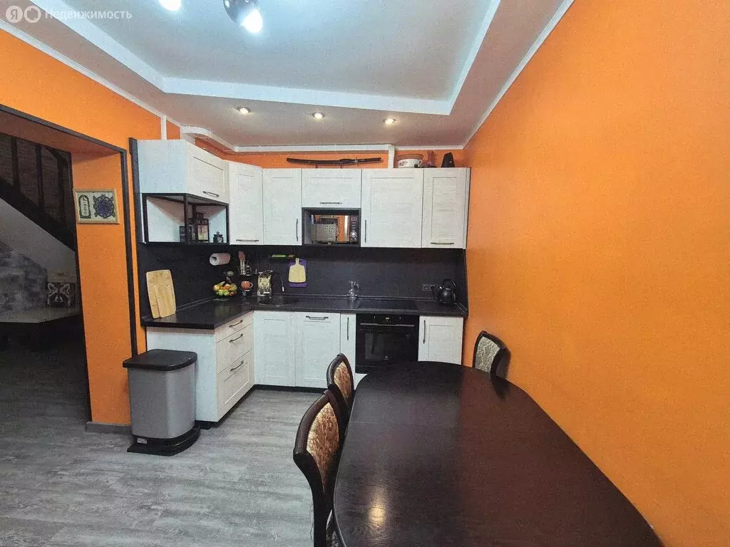 4-комнатная квартира: Иркутск, микрорайон Первомайский, 92 (109 м) - Фото 0