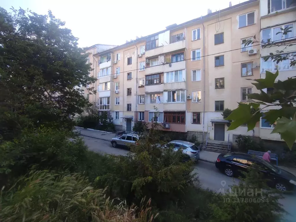 2-к кв. Севастополь просп. Генерала Острякова, 97 (44.6 м) - Фото 0