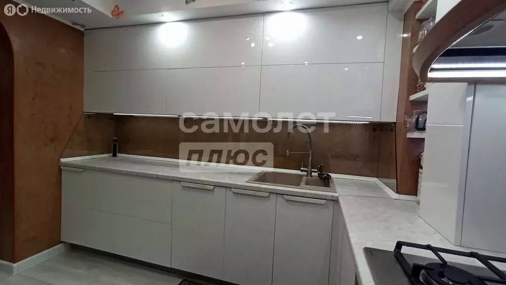 3-комнатная квартира: Кирово-Чепецк, Лесной проезд, 7 (64 м) - Фото 0