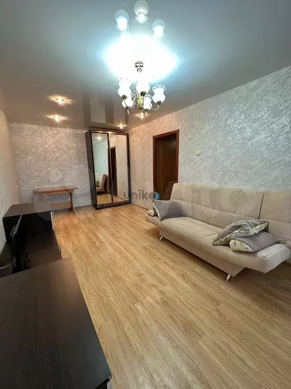 2-к. квартира, 45 м, 7/9 эт. - Фото 0