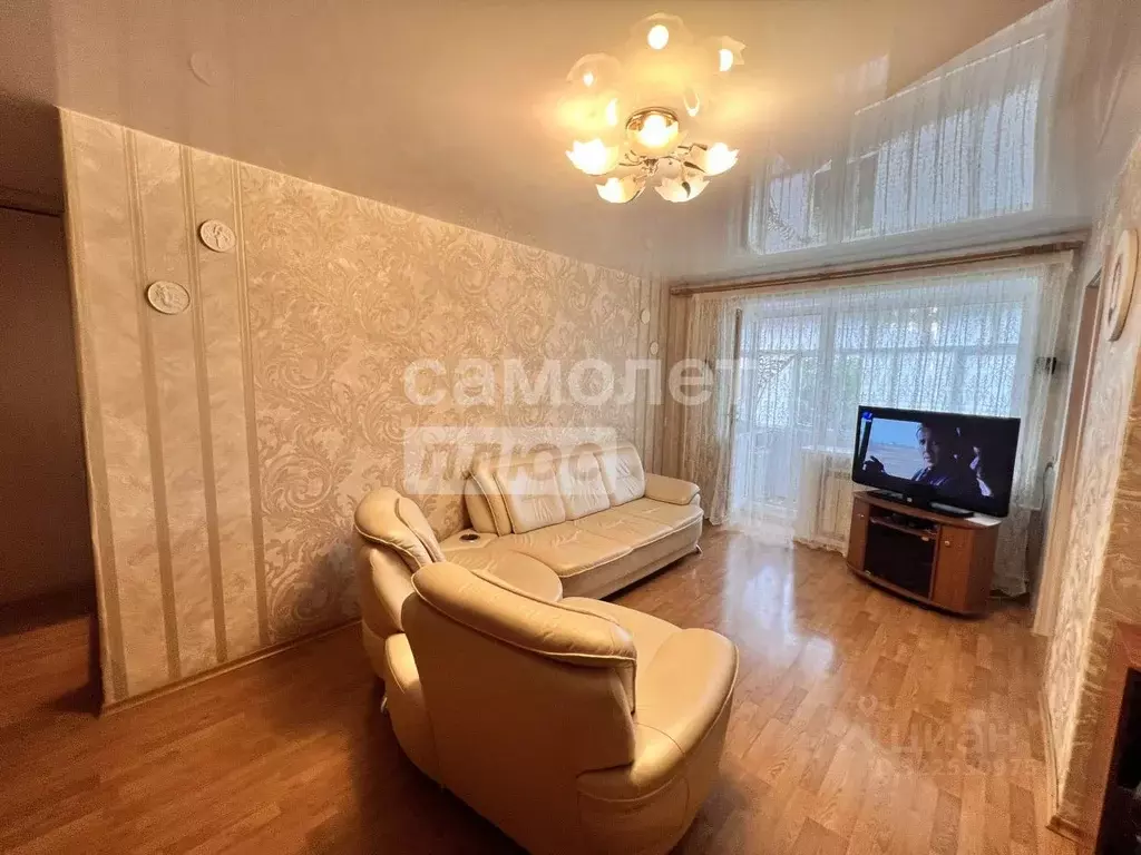 3-к кв. Самарская область, Сызрань Интернациональная ул., 145 (55.0 м) - Фото 1