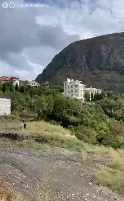 Участок в Республика Крым, муниципальный округ Ялта, посёлок ... - Фото 1