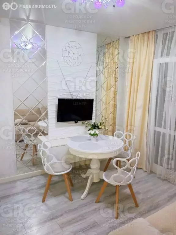 2-комнатная квартира: Сочи, микрорайон Светлана, Депутатская улица, 10 ... - Фото 1