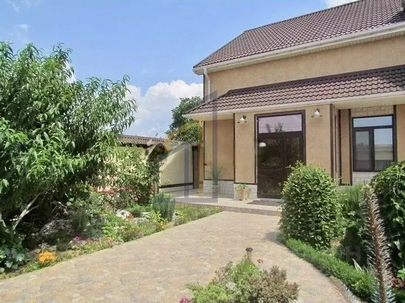 Дом в Крым, Евпатория городской округ, Заозерное пгт ул. Гайдара (180 ... - Фото 2