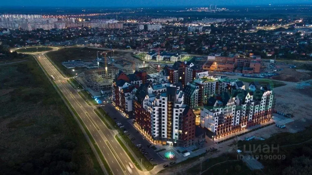 2-к кв. Калининградская область, Калининград ул. Молодой Гвардии, 34 ... - Фото 0