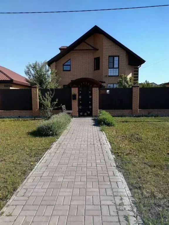 Коттедж в Белгородская область, Старый Оскол Пушкарская дача мкр,  ... - Фото 1