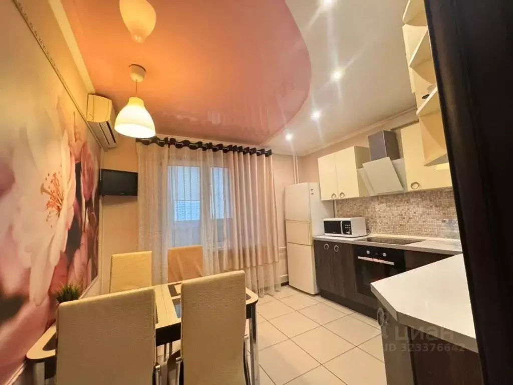 2-к кв. Краснодарский край, Краснодар ул. Имени Калинина, 13к63 (54.6 ... - Фото 2