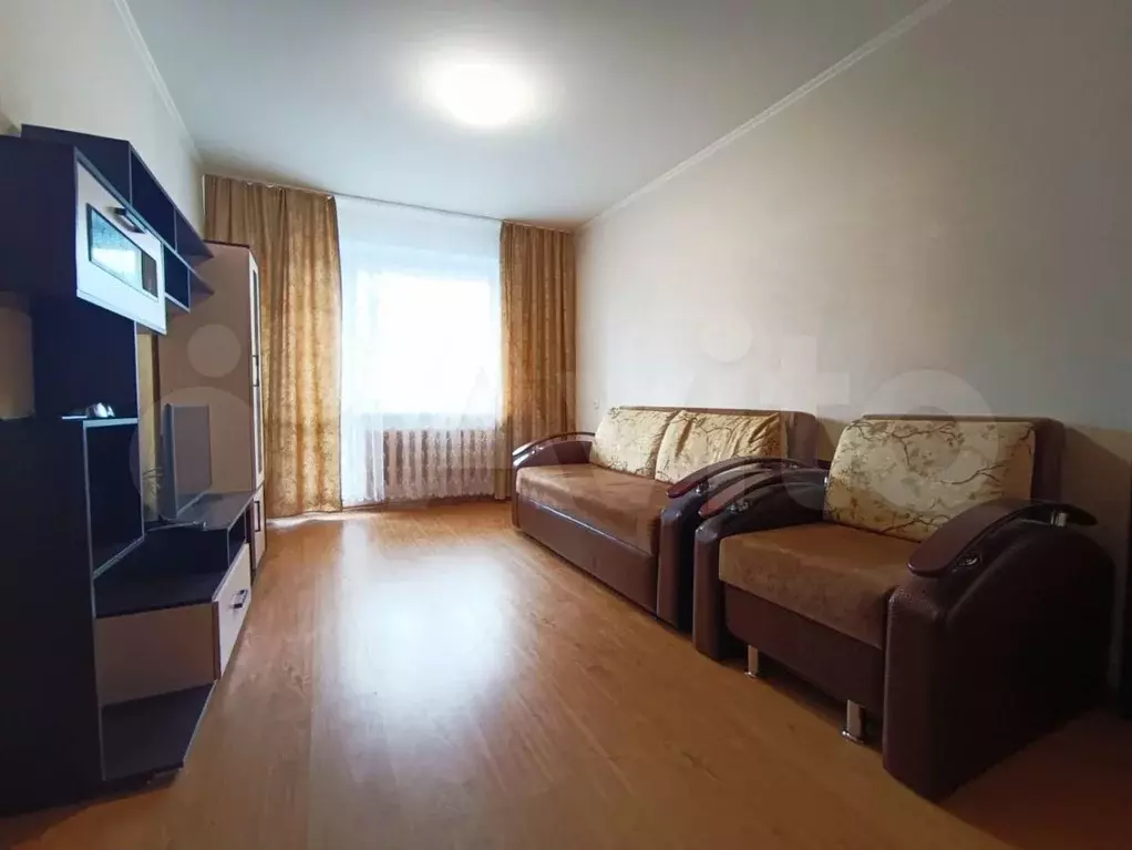 1-к. квартира, 38 м, 4/9 эт. - Фото 1