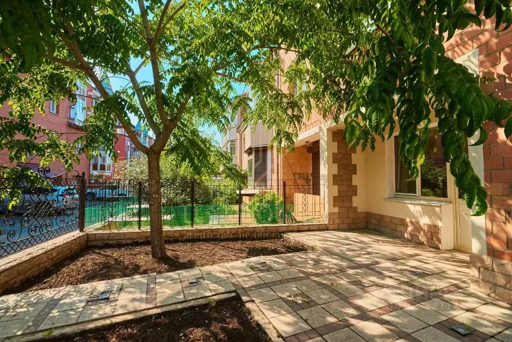 Таунхаус в Иркутская область, Иркутск ул. Безбокова, 32/4 (185 м) - Фото 1