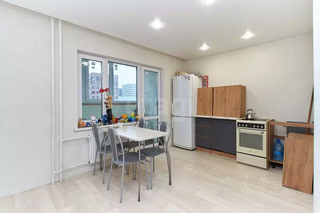 1-к кв. Тюменская область, Тюмень ул. Новоселов, 109 (49.85 м) - Фото 1