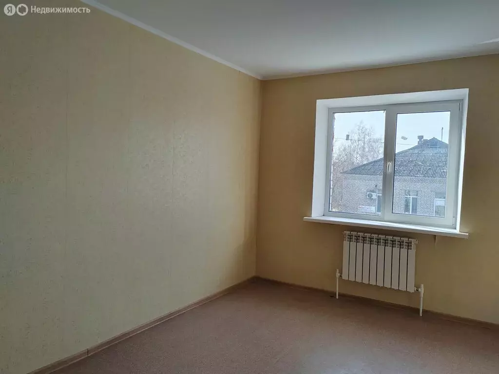 1-комнатная квартира: посёлок городского типа Белые Берега, улица ... - Фото 1