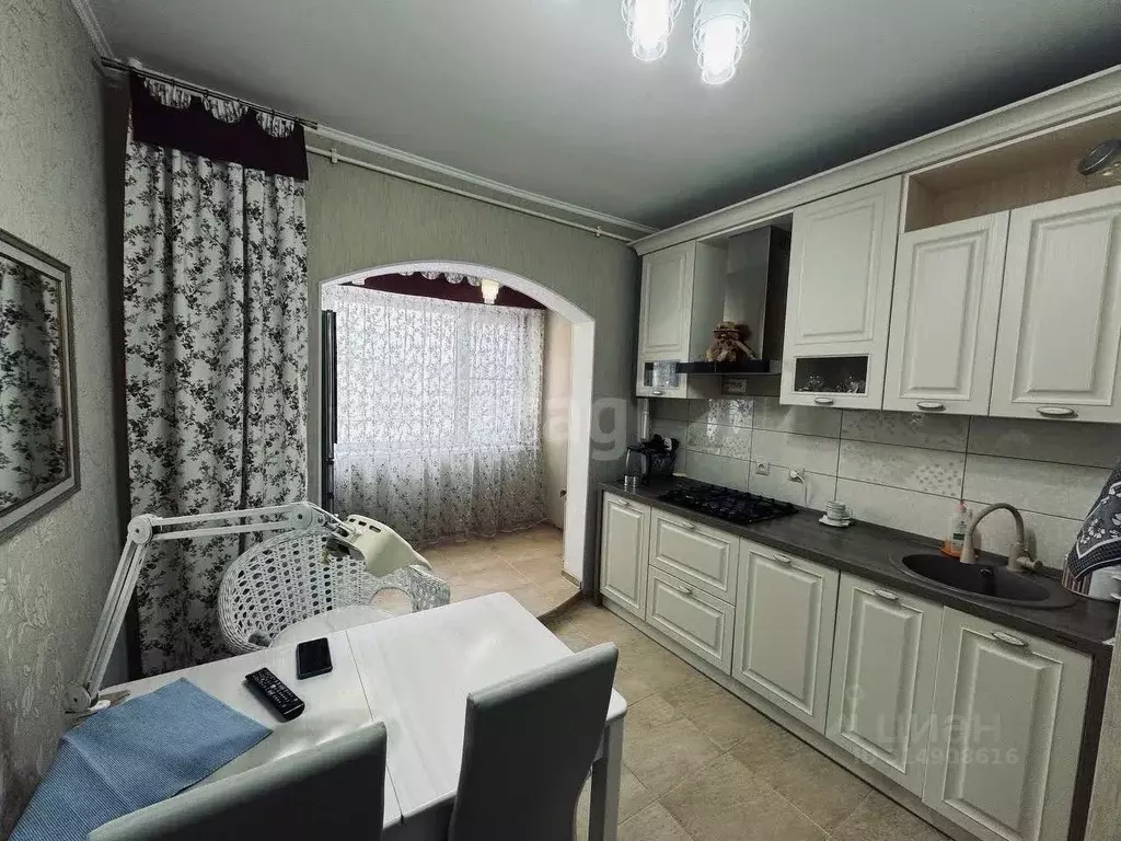 2-к кв. Ямало-Ненецкий АО, Салехард Арктическая ул., 4 (57.6 м) - Фото 1