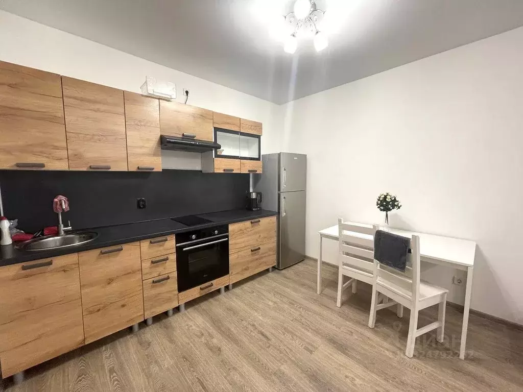 2-к кв. Свердловская область, Екатеринбург ул. Крауля, 89А (60.0 м) - Фото 1