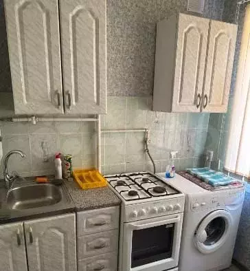 3-к. квартира, 60 м, 3/5 эт. - Фото 0