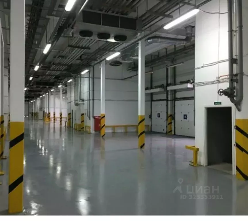 Склад в Санкт-Петербург Кубинская ул., 75к1 (3800 м) - Фото 1