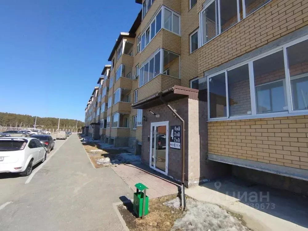 Студия Свердловская область, Березовский ул. Гвардейская, 1 (31.0 м) - Фото 1