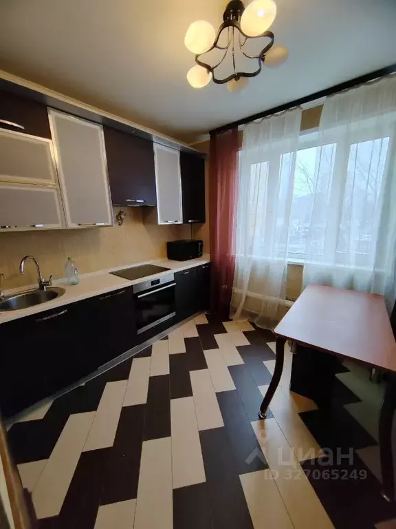 3-к кв. Москва Красноярская ул., 1 (78.0 м) - Фото 1