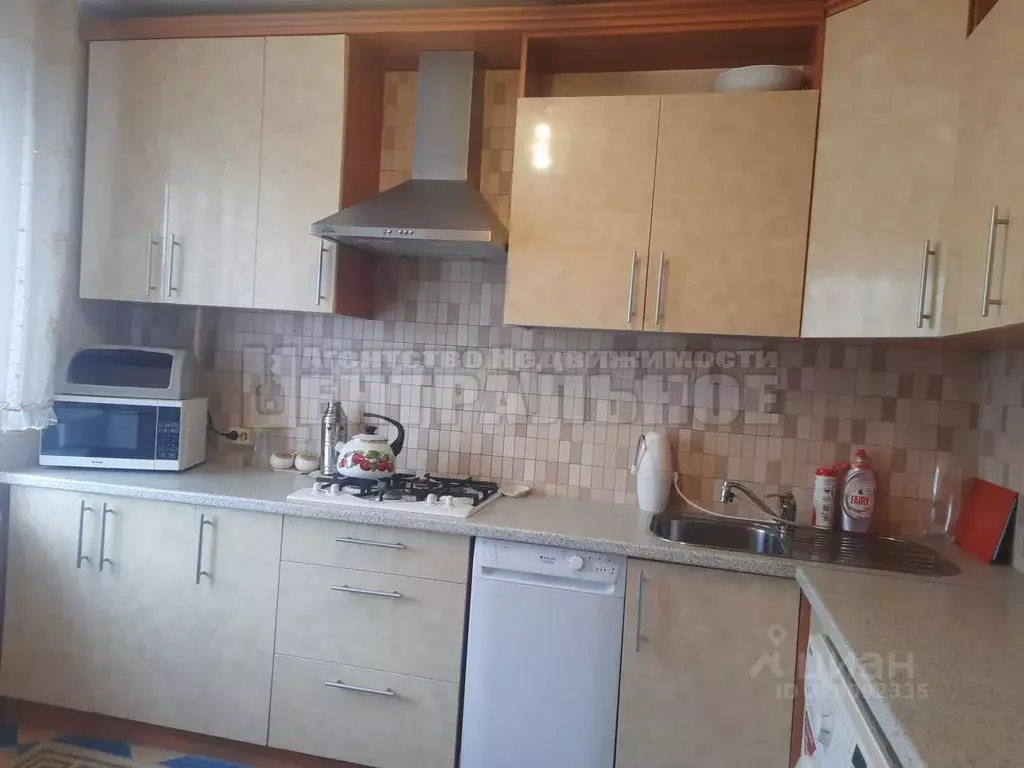 3-к кв. Смоленская область, Смоленск ул. Попова, 128 (70.1 м) - Фото 1