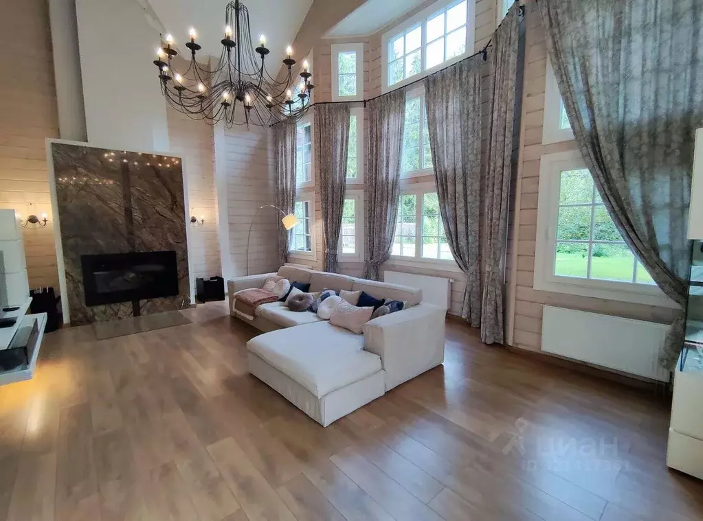 Коттедж в Санкт-Петербург пос. Комарово, ул. 1-я Дачная, 57 (330 м) - Фото 2