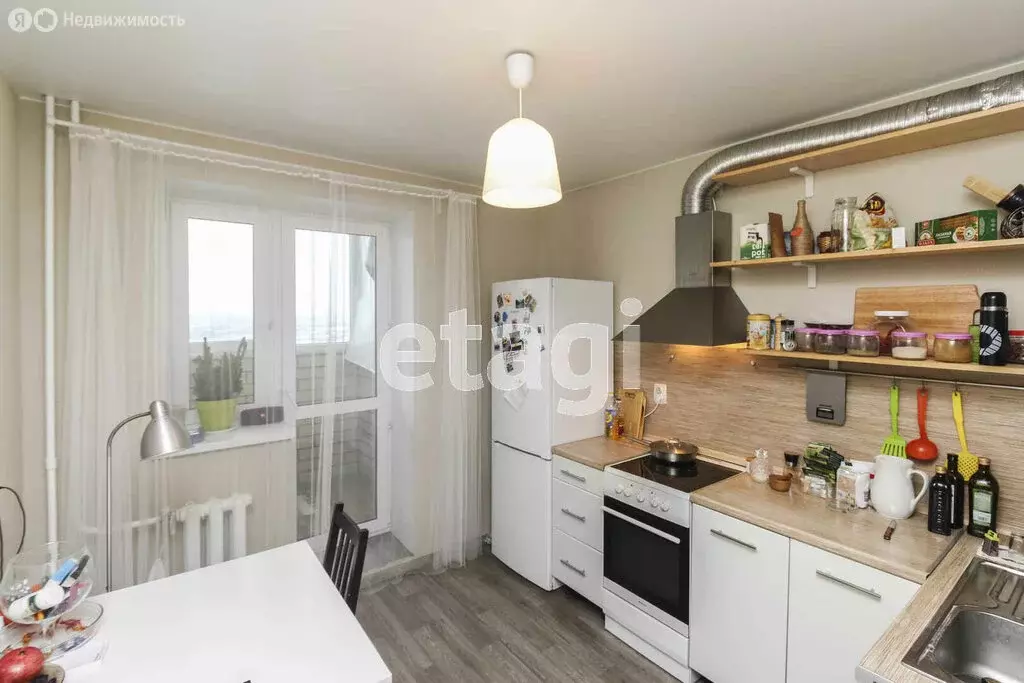 1-комнатная квартира: Тюмень, Западносибирская улица, 2 (36.2 м) - Фото 1