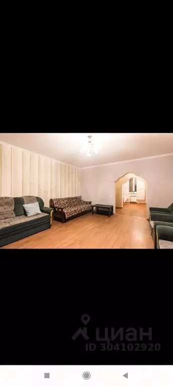 Дом в Оренбургская область, Бузулук ул. Байкальская, 14 (100 м) - Фото 1