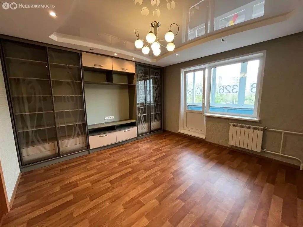 4-комнатная квартира: Красноярск, улица Славы, 11 (83.3 м) - Фото 1