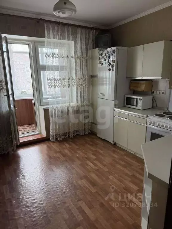 2-к кв. Белгородская область, Старый Оскол Космос мкр, 12 (65.0 м) - Фото 1