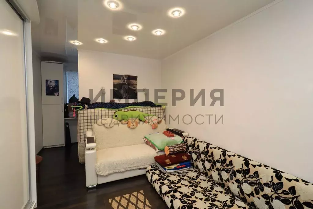 2-к кв. Магаданская область, Магадан ул. Набережная реки Магаданки, ... - Фото 1