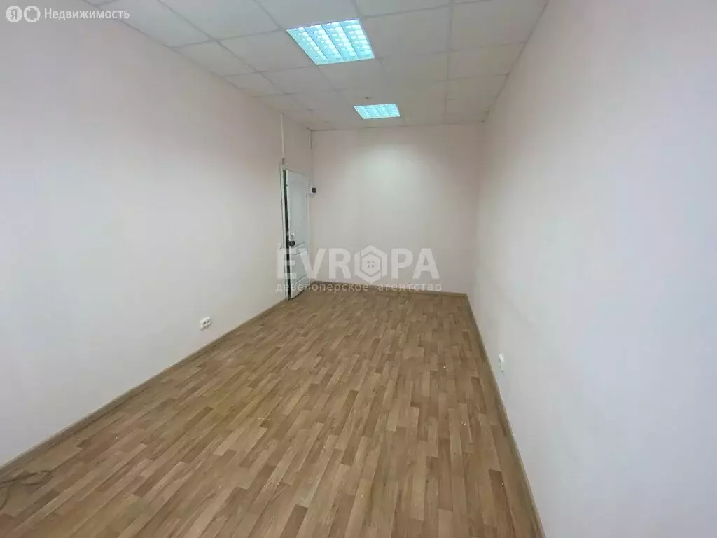 Офис (15 м) - Фото 2