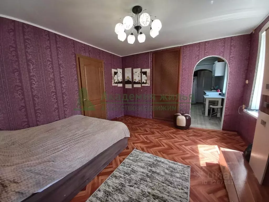 Дом в Саратовская область, Энгельс ул. Революции 1905 года (37 м) - Фото 1