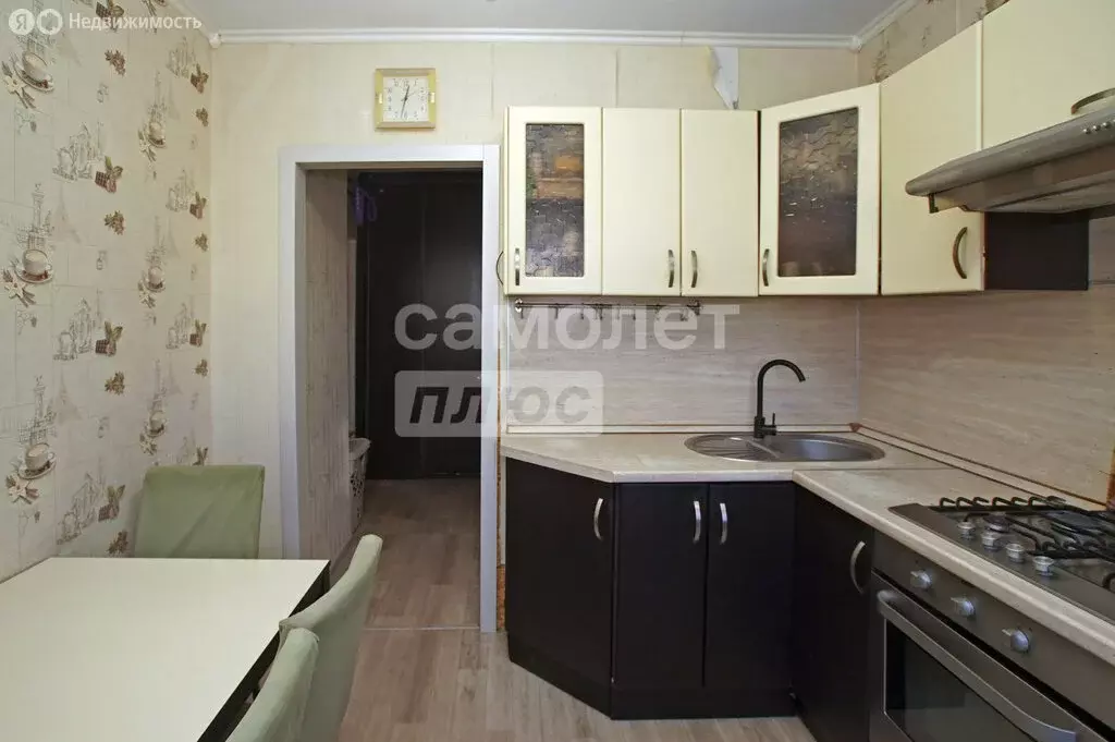 2-комнатная квартира: Омск, улица Малиновского, 12к3 (52.5 м) - Фото 1