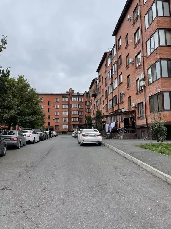 2-к кв. Северная Осетия, Владикавказ ул. Зураба Магкаева, 12к5 (60.0 ... - Фото 0