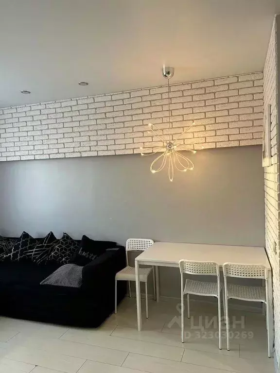 1-к кв. Иркутская область, Иркутск ул. Багратиона, 8 (37.0 м) - Фото 2