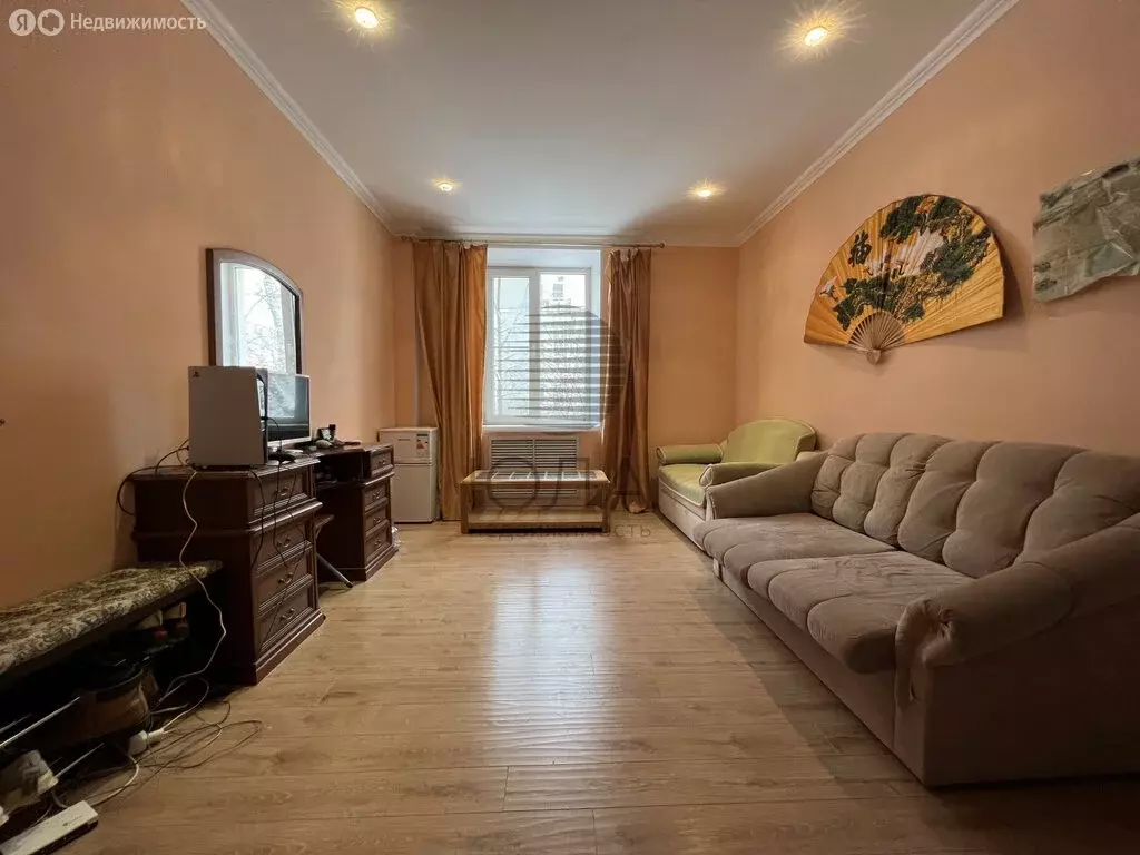 1к в 4-комнатной квартире (18.8 м) - Фото 1