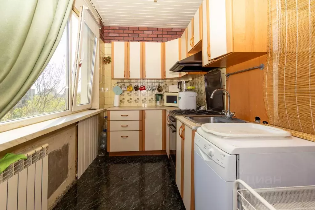 Квартира, 3 комнаты, 61.8 м - Фото 0
