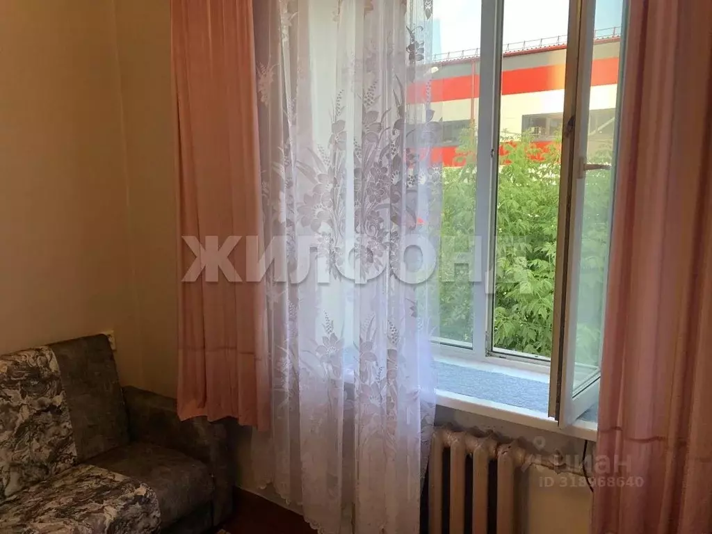 Комната Новосибирская область, Новосибирск Сухарная ул., 88 (12.2 м) - Фото 1