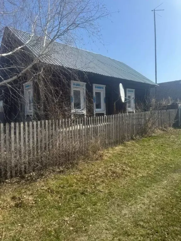 Дом в Алтайский край, Новичихинский район, с. Токарево Садовая ул., 84 ... - Фото 1