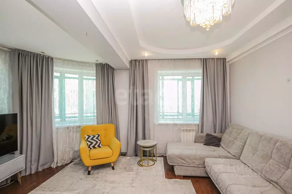 3-к кв. Бурятия, Улан-Удэ ул. Столбовая, 54А (72.6 м) - Фото 2