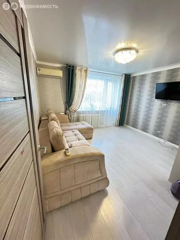 2-комнатная квартира: Волгодонск, улица Максима Горького, 169 (43.1 м) - Фото 1