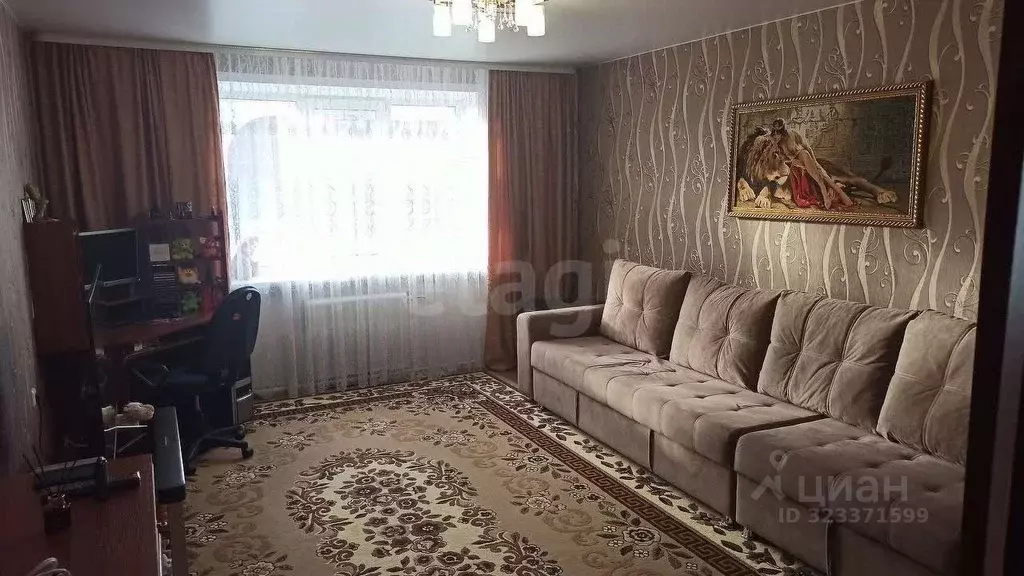 1-к кв. Курганская область, Курган Заозерный жилрайон, 5-й мкр, 9 ... - Фото 1