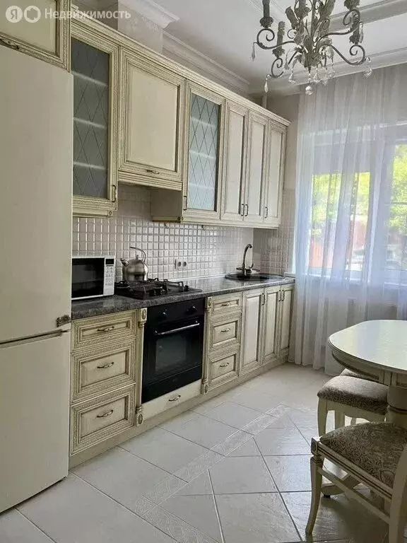 1-комнатная квартира: Новочеркасск, улица Богдана Хмельницкого, 75к2 ... - Фото 0