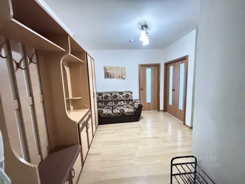 2-к кв. Свердловская область, Екатеринбург ул. Калинина, 3 (64.0 м) - Фото 2