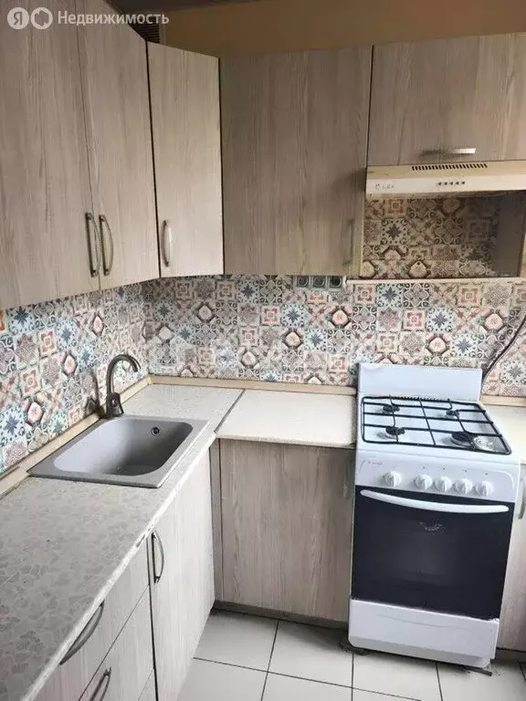 2-комнатная квартира: Лобня, улица Чайковского, 6 (42.6 м) - Фото 1