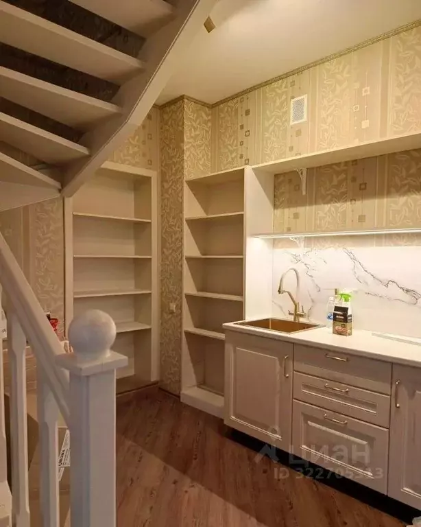 3-к кв. Новосибирская область, Новосибирск ул. Зеленая Горка, 11 (86.0 ... - Фото 1