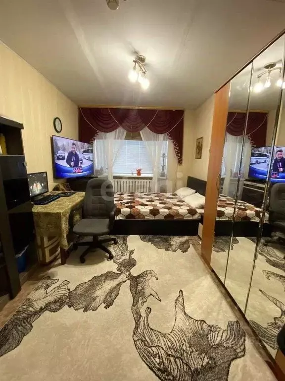 Комната Ямало-Ненецкий АО, Новый Уренгой ул. 26-го съезда КПСС, 10 ... - Фото 1