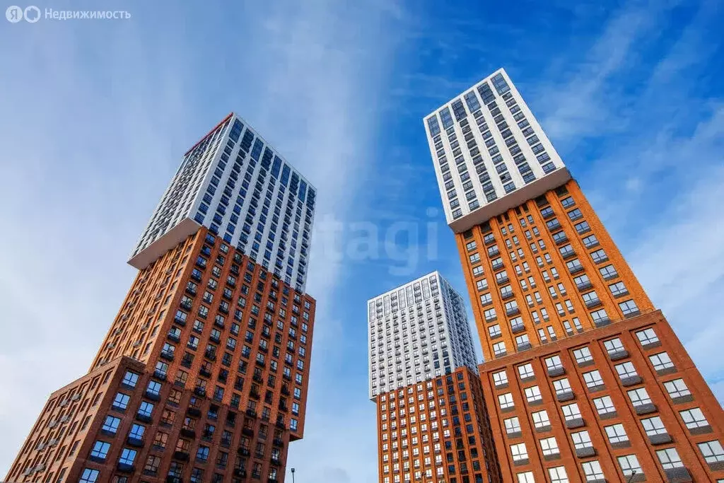 Квартира-студия: Тюмень, улица Тимофея Чаркова, 81к2 (28.8 м) - Фото 2