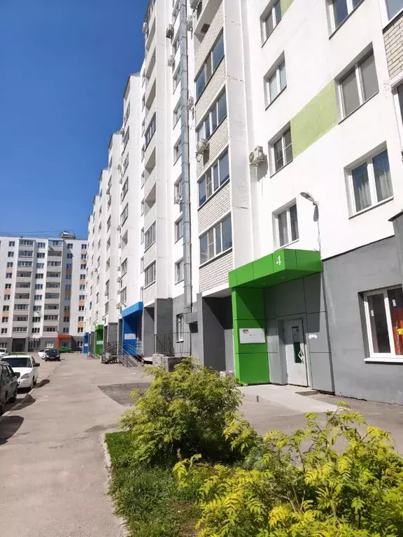 2-к кв. Саратовская область, Саратов ул. Имени Михаила Булгакова, 4 ... - Фото 1