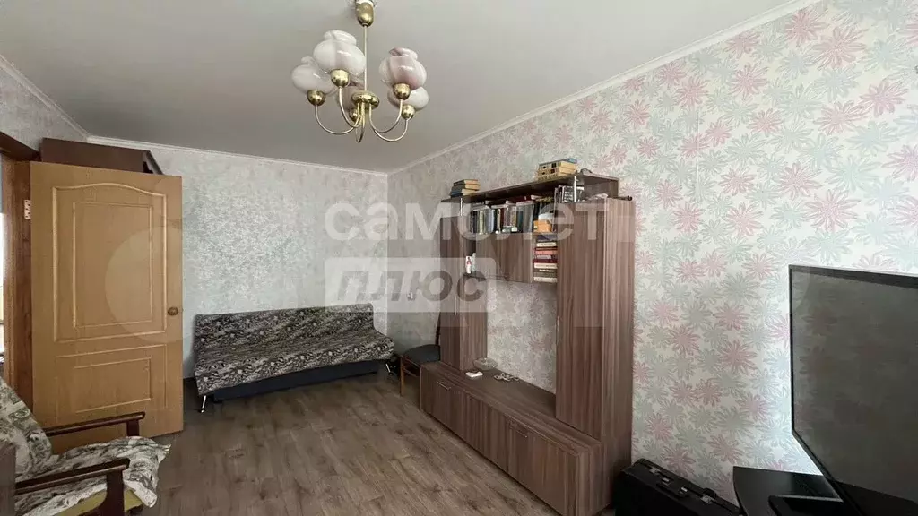 1-к. квартира, 32 м, 1/9 эт. - Фото 1