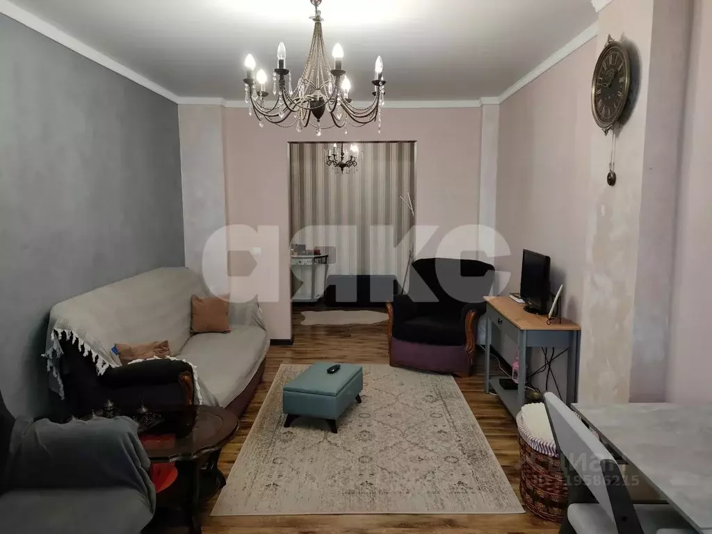 2-к кв. Адыгея, Майкоп ул. Чкалова (58.6 м) - Фото 0