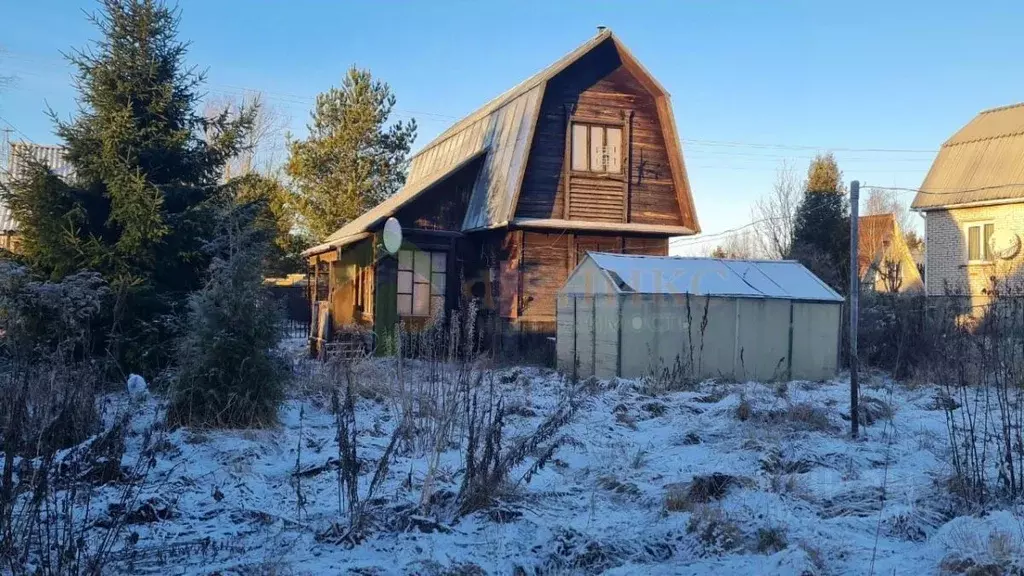 Дом в Ленинградская область, Выборгский район, Рощинское городское ... - Фото 1